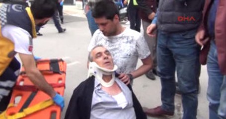 Sürücüden İnsanlık Dersi! Çarptığı Yaralının Başından Ayrılmadı