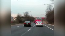 Some Car Drivers Has Really Bad Driving Skills