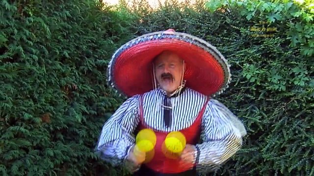 Zero budget DIY Camera Slider - Easy and Instant!