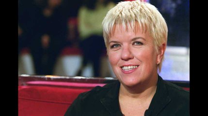 Mimie Mathy : boycottée par les magazines féminins, elle pousse un coup de gueule (vidéo)