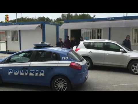 Migrants and Refugees Rescued From Shipwreck Arrive in Sicily