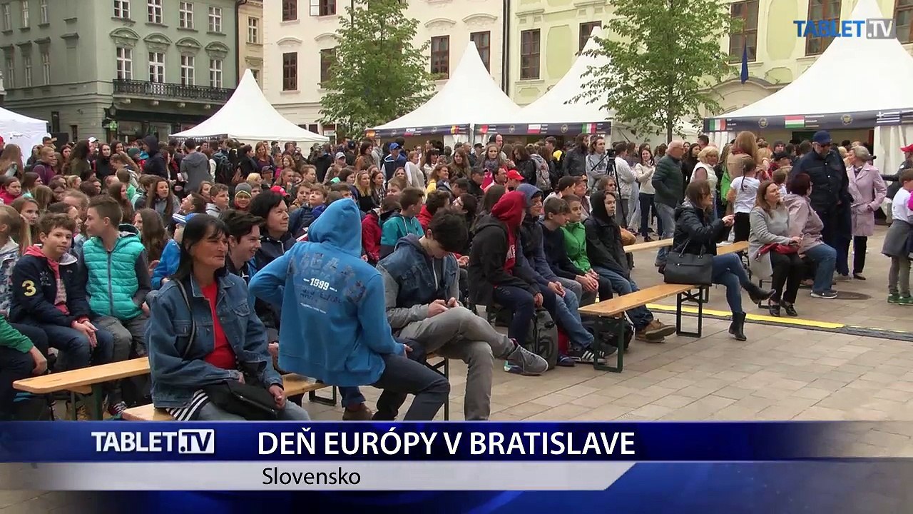 Na bratislavskom Hlavnom námestí sa symbolicky oslavuje Deň Európy