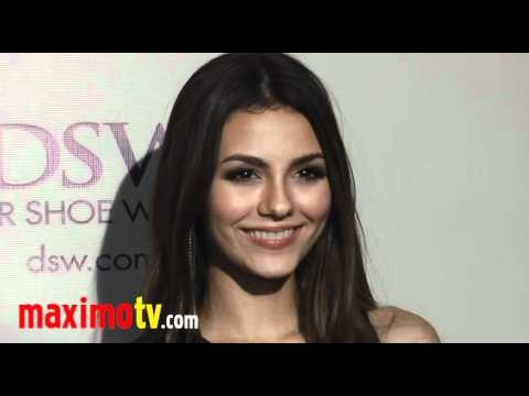 VICTORIA JUSTICE at Supermodels Unlimited Magazine 10th Anniversary Party