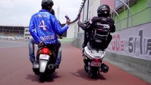 Il parcourt 500.5322 sur une seule roue et explose le record du monde de wheeling