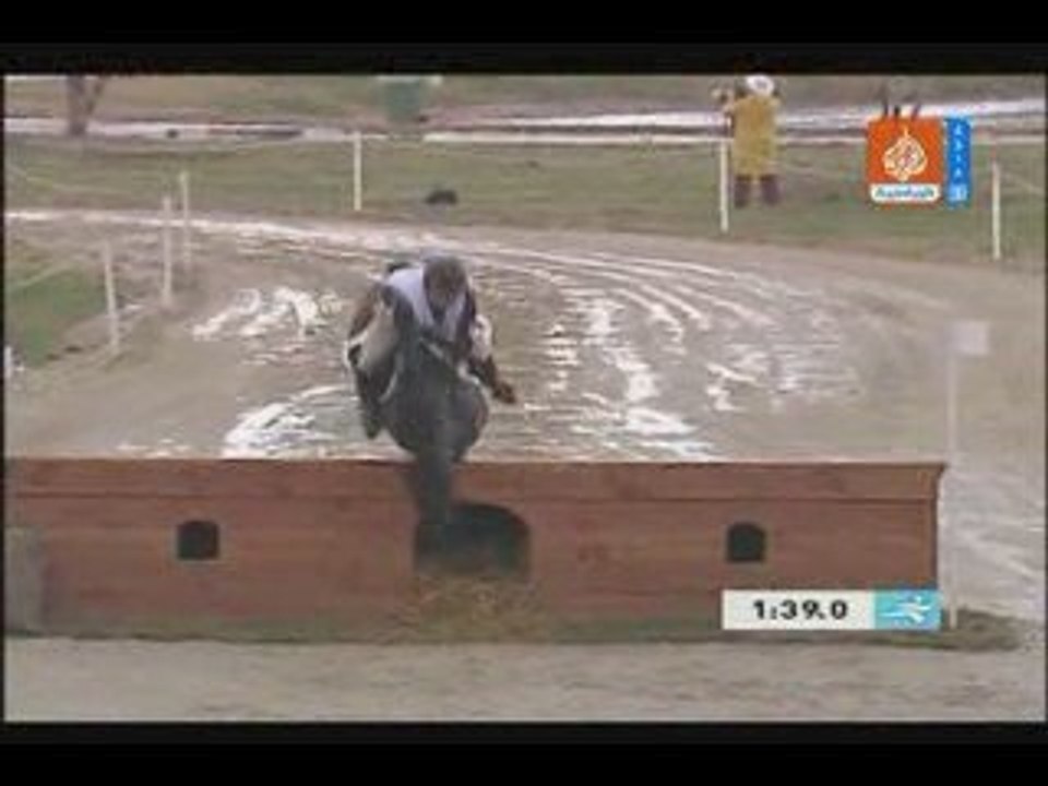 un cheval tue son maitre " course de cheval " accident