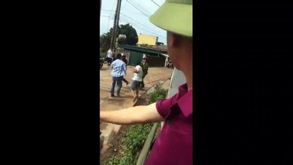 Truy tìm nhóm thanh niên chửi bới, tấn công hai cảnh sát ở Quảng Ninh