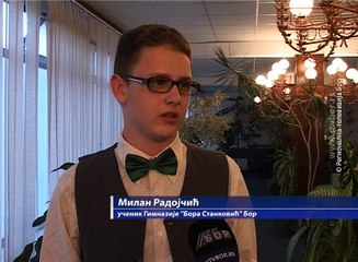 Komedija "Izbiračica" pred borskom pozorišnom publikom, 9. maj 2017. (RTV Bor)