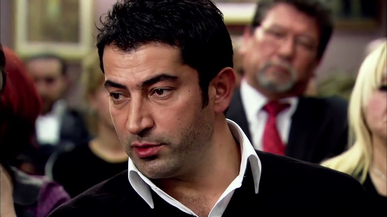 Ezel 17.Bölüm | Geçmişin Ayak İzleri - HD part 1/2