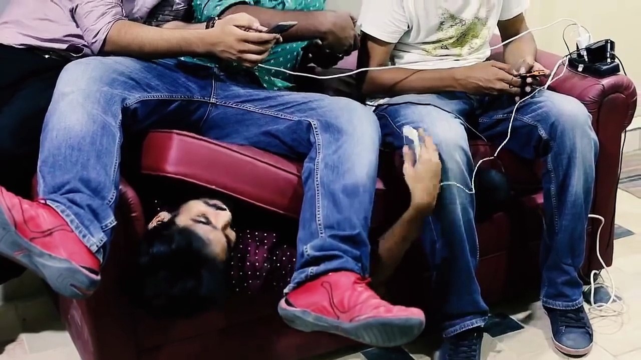 Bekaar Films - Problems smartphone users face -