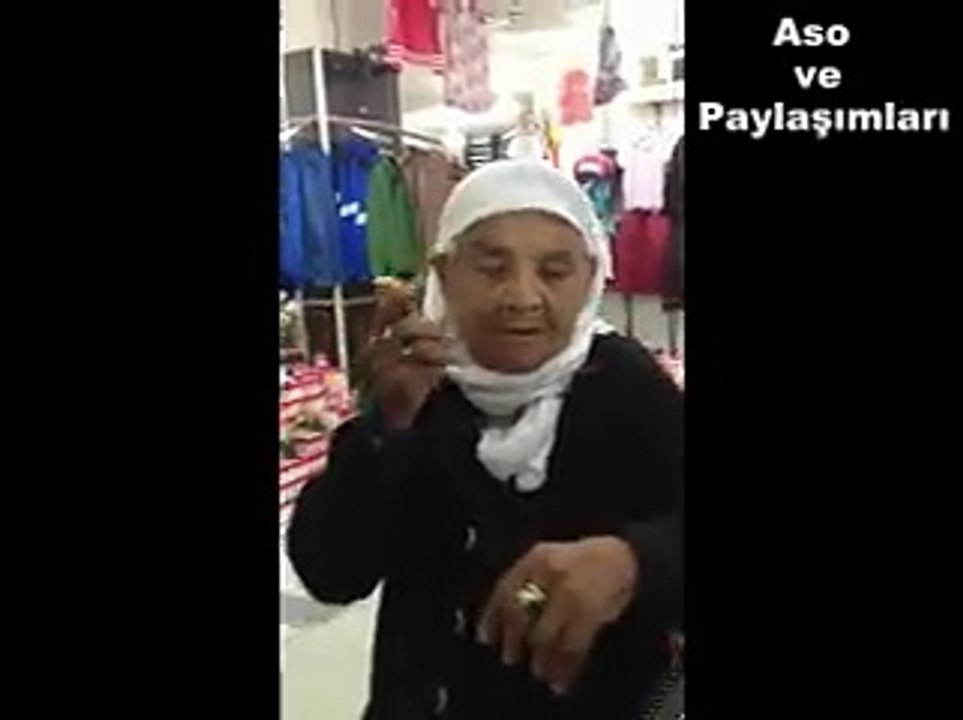Küfür Baz Teyze Kürtçe Küfür ediyor çok komik.Aso ve Paylaşımları