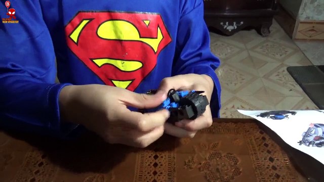 Superman toy assembly chatter NEXO KNIGHTS - The Book of Monsters - LEGO NEXO KNIGHTS