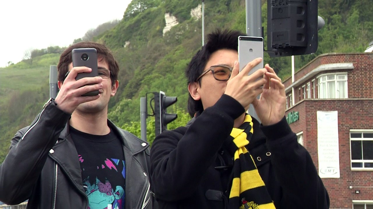 Banksy's Brexit mural turns heads in Dover