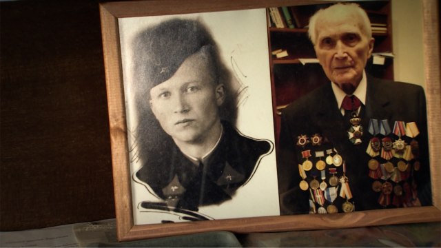 Veteran Soviet WWII Pilot Shown Modern Russian Aviation Through Virtual Reality