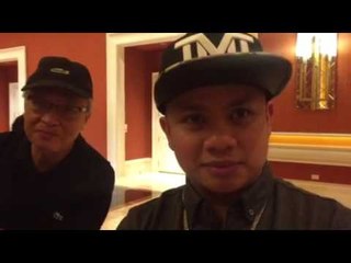 mayweather team member meets manny pacquiao in his hotel room in las vegas