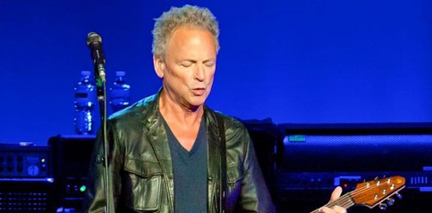 Lindsey Buckingham BANNED This A-Lister From Joining Fleetwood Mac