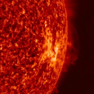 Can you guess what's going on here? [Mic Archives]