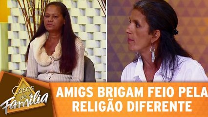 Amigas brigam por terem diferentes religiões