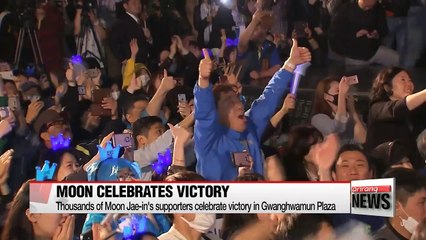 Moon Jae-in's victory celebrated at Gwanghwamun Plaza