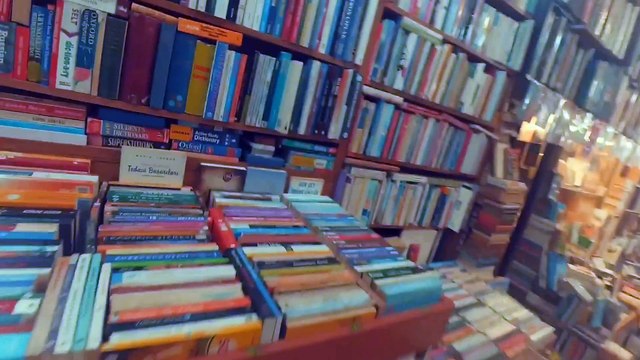 taksim istiklal caddesi street istanbul work shop style