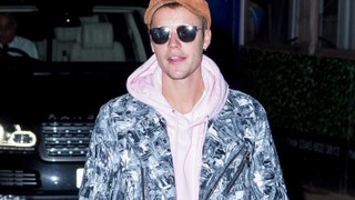 Justin Bieber Arrives At Mumbai Airport - Justin Bieber Concert In India 10 May 2017