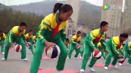 Basketball dribbling plus yoga- Kids showcase... - People's Daily, China