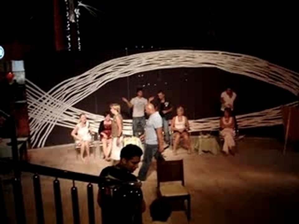 MOV03060
