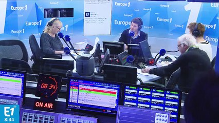 Emmanuel Macron, à la tête des Unes de vos journaux