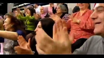 Talip Olmaya Oryantal Dansıyla Giren Damat Adayı