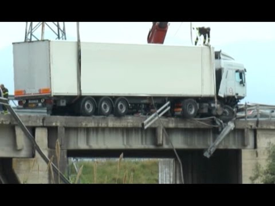 Napoli - "Io guido sicuro", campagna di sensibilizzazione nelle scuole (09.05.17)
