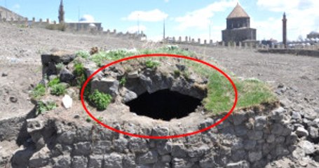 Kars'ta Gecekondu Yıkım Çalışmalarında 16. Yüzyıla Ait Buzhane Ortaya Çıktı