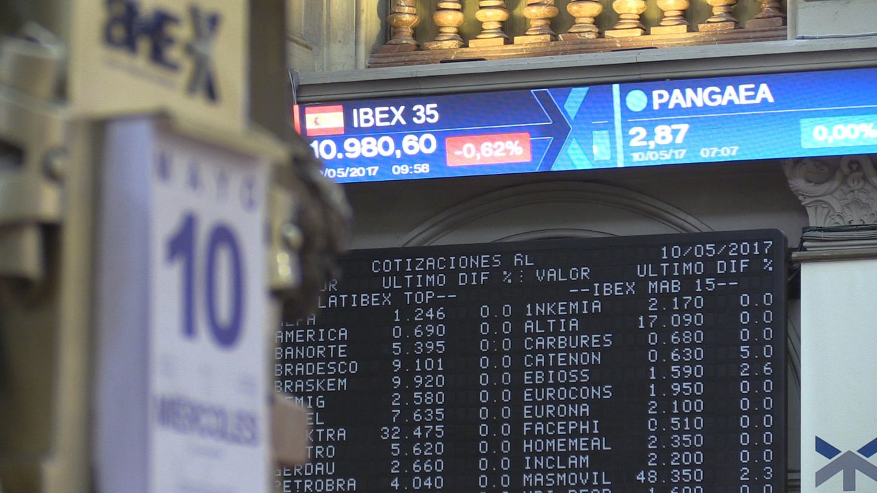 La Bolsa española pierde un 0,45% pero mantiene los 11.000 puntos