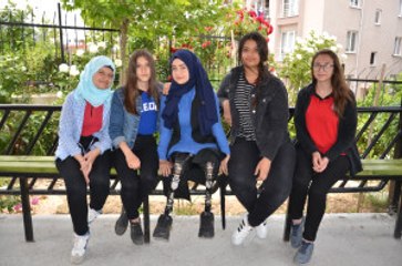 Bacaklarını Kaybetti Ama Yaşam Azmini Asla