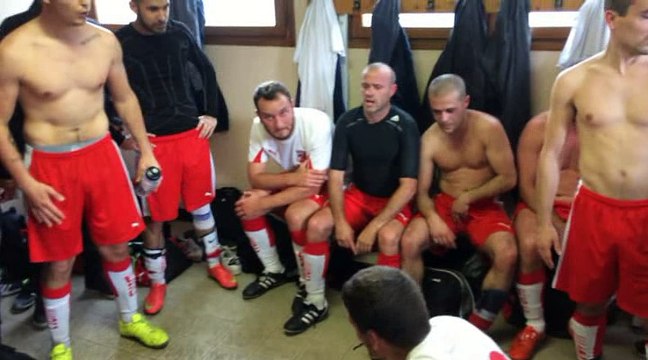 Concours vidéos de vestaires - L'ES CHAPONOST après la victoire contre l'ES CHARLY