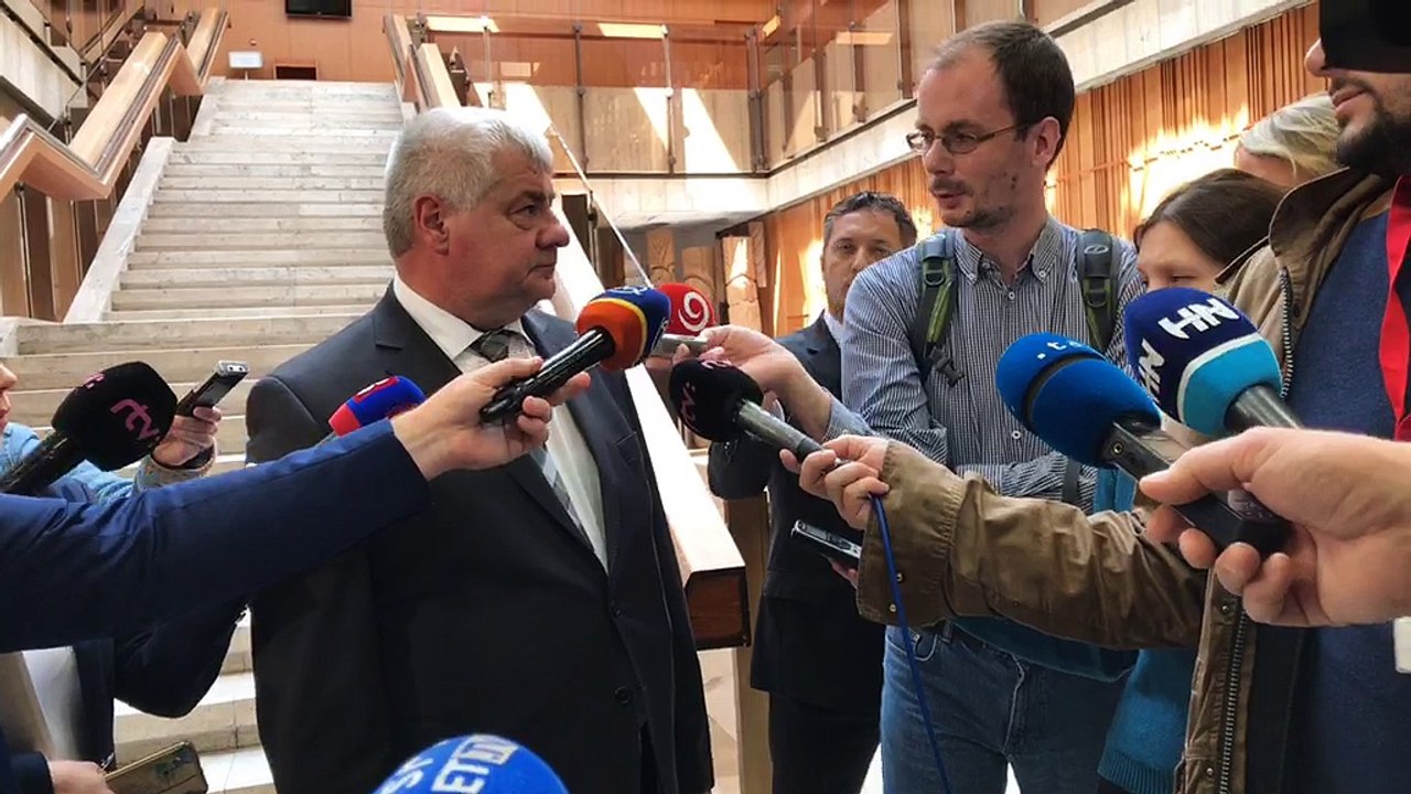 ZÁZNAM: Brífing ministra Á. Érseka po rokovaní vlády