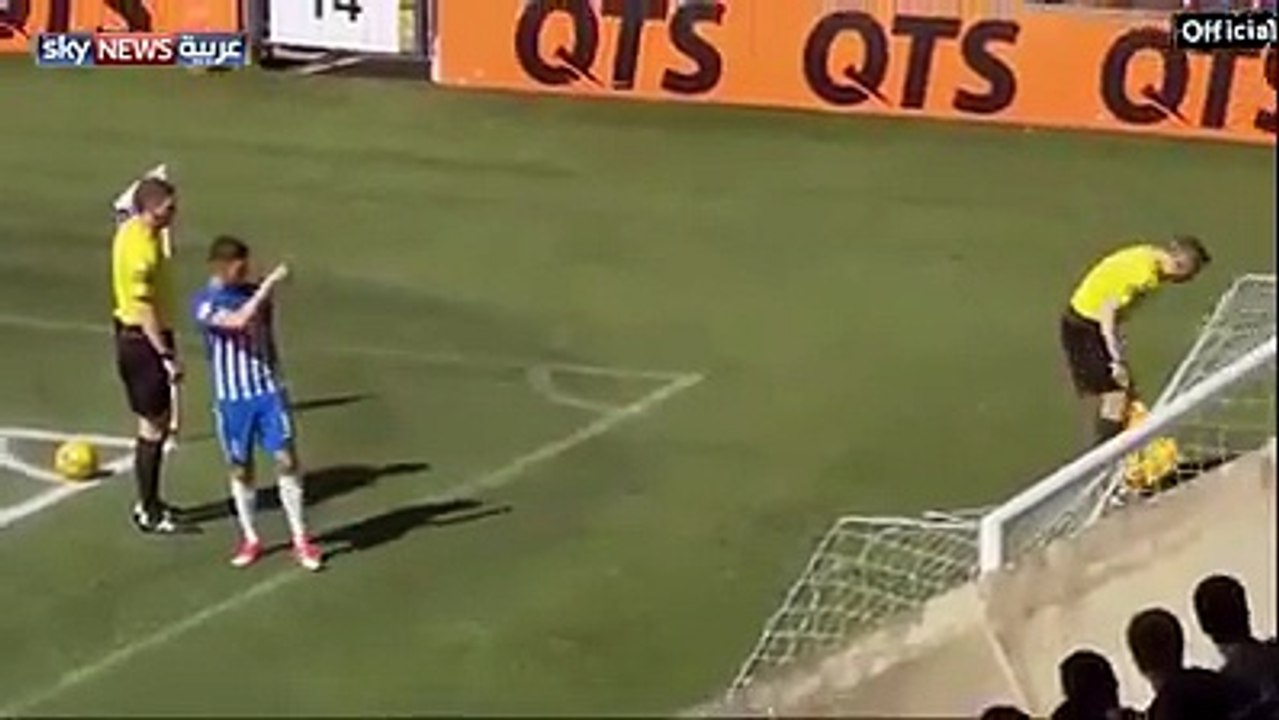 Le carton rouge le plus étrange de l'histoire : L'arbitre Craig Thomson exclus son adjoint Andrew Mc William