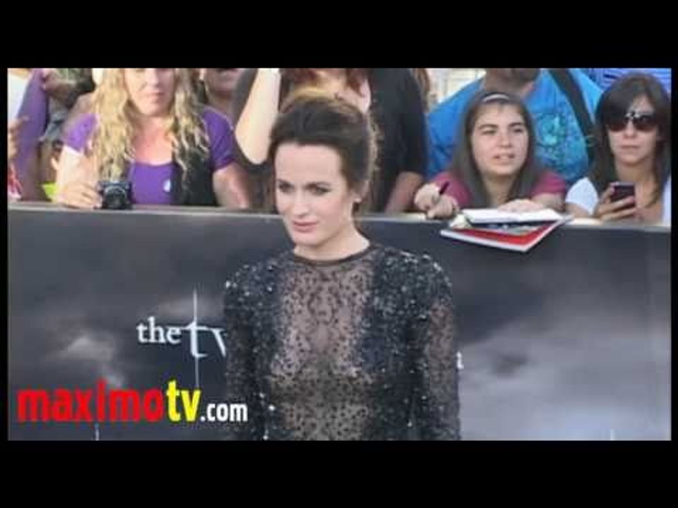 Elizabeth Reaser Arrives at "ECLIPSE" Premiere Arrivals