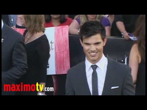 TAYLOR LAUTNER at ECLIPSE Premiere Arrivals