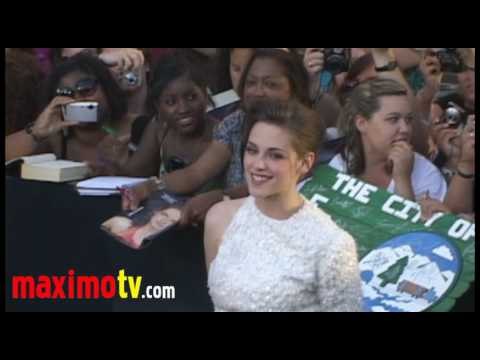 KRISTEN STEWART on her Elie Saab Dress at ECLIPSE Premiere Arrivals