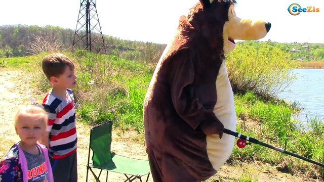 ВЛОГ Ярослава и Медведь на рыбалке ловят рыбу Едем отдыхать на озеро