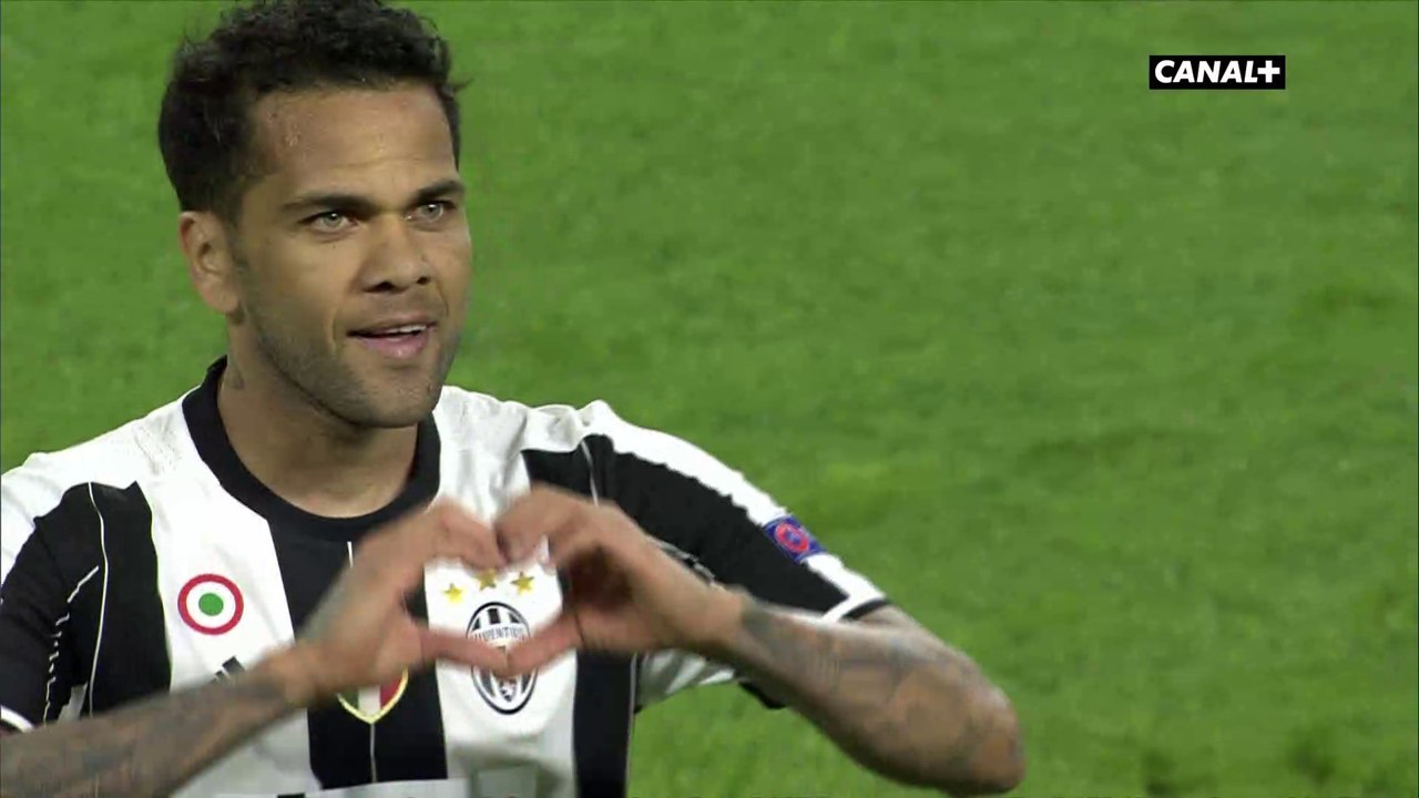But de Dani Alvès (Juventus)