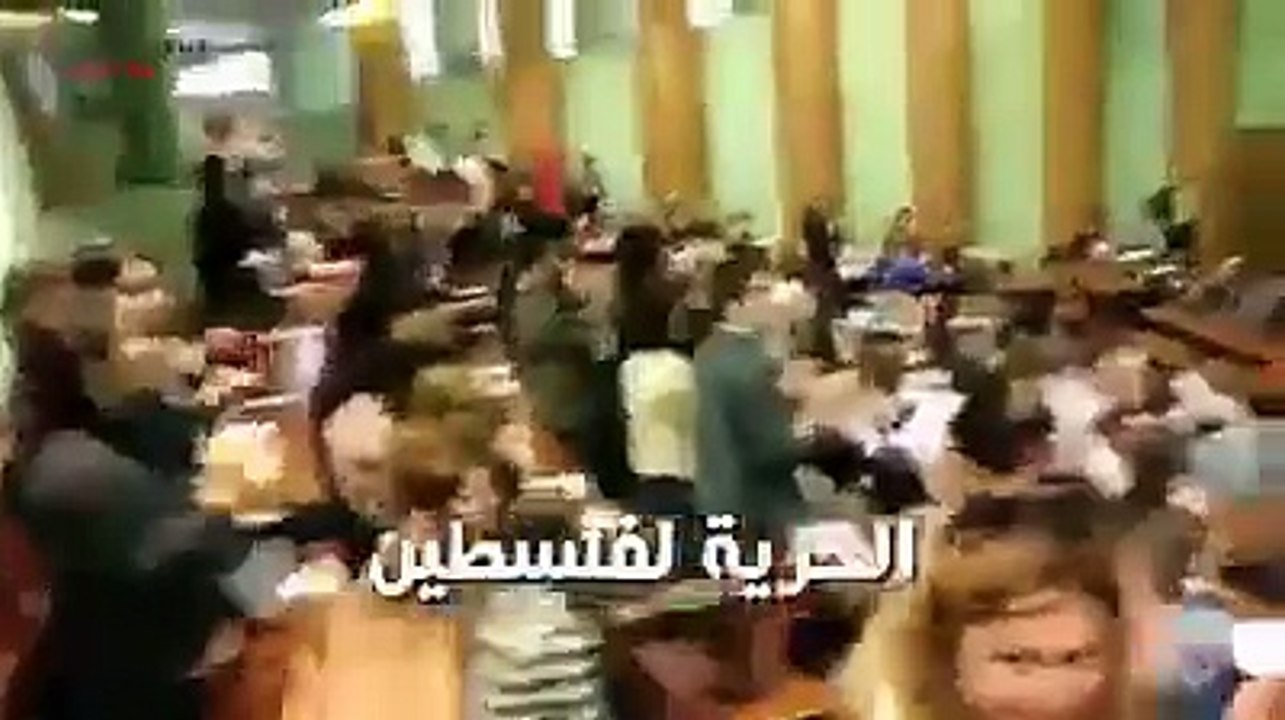 سفيرة اسرائيل في فرنسا تمت استضافتها في جامعة ريني الفرنسيه قبل القاء كلمتها