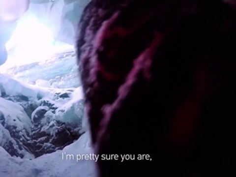 Ce skieur se fait avaler par une crevasse en pleine descente hors-piste