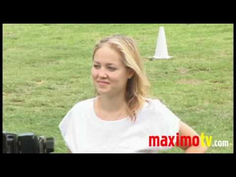Erika Christensen (Parenthood) Arrives at A Time For Heroes Celebrity Picnic June 13, 2010