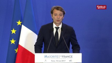 François Baroin présente le programme de la droite et du centre pour les législatives