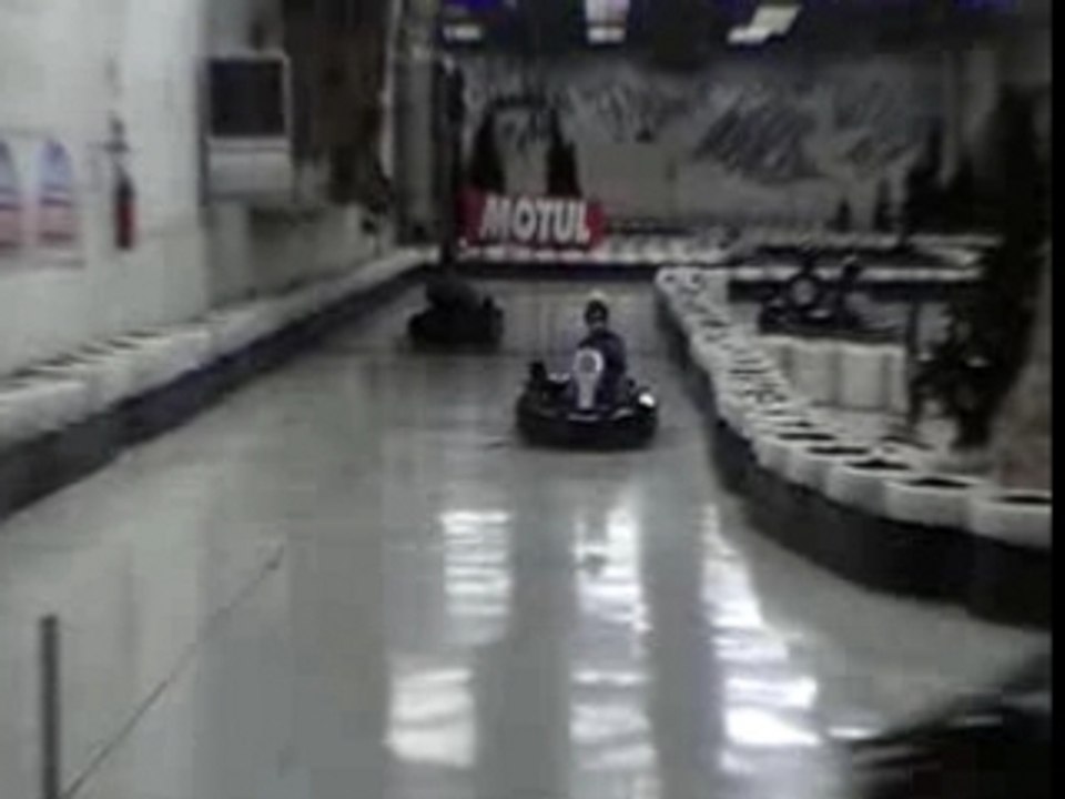 KARTING WISSOUS TMAX-MANIA1 MOV01B