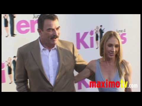 Tom Selleck and Jillie Mack Arrives at KILLERS Los Angeles Premiere June 1, 2010