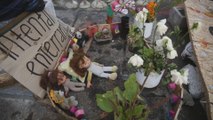 Feministas guatemaltecas homenajean a menores muertas en incendio en correccional