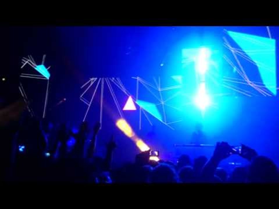 New Order | Bizarre Love Triangle (Berlin 2015)