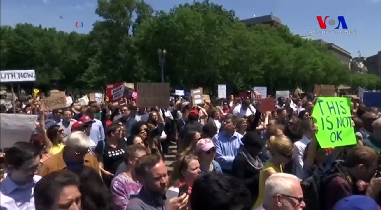 Trump'a Comey Protestosu