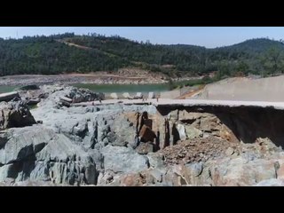 Two Dozen Factors Considered in Oroville Dam Spillway Failure